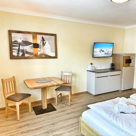 Aparthotel Hubertus Alpine Living Obertauern Exterior foto